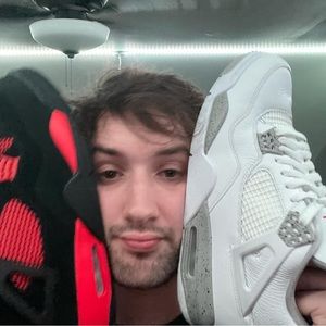 Meet your Posher, Dominic